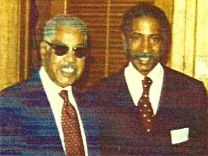 Roy Davis Sr., Roy Davis Jr.